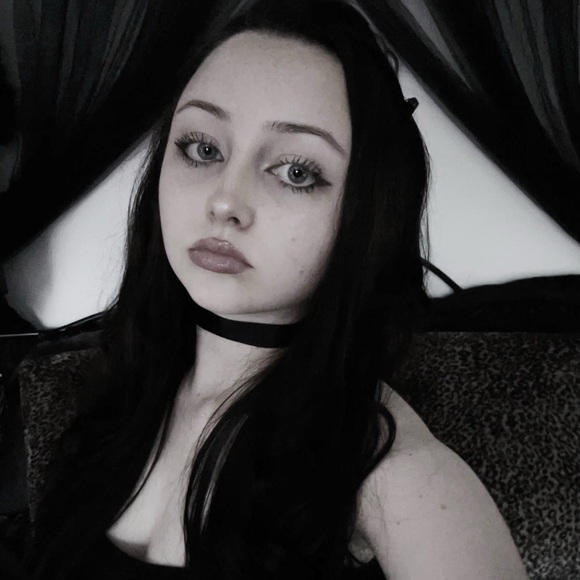 leah_x_clark
